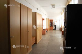 Mureș: Cele 14 persoane relocate de la azilele din Bihor, evaluate medical; unele nu au acte de identitate