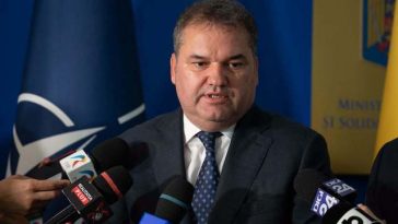 Cseke Attila, după întâlnirea cu liderii sindicali din sănătate pe tema salarizării: Am căzut de acord asupra creşterii sporului pentru gărzile din Urgenţă şi a introducerii salarizării pe criterii de performanţă/ Ce alte modificări au mai fost propuse