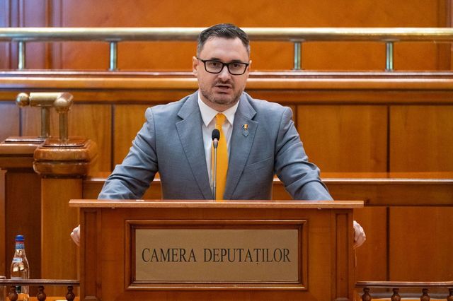 Dan Tanasă (deputat AUR): Guvernul Bolojan a abandonat fermierii români! Conducerea ANSVSA trebuie demisă de urgenţă pentru dezastrul din sectorul ovin