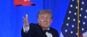 Trump instalează panouri în faţa Muzeului Naţional de Istorie de la Washington, pe care-l consideră prea ”woke”