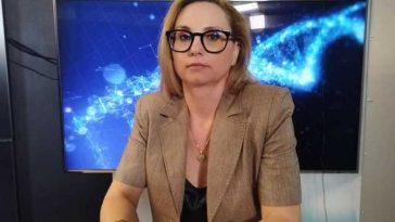 Dr Ioana Silion, despre faptul că părinţii le dau telefonul copiilor pentru a fi cuminţi: Este o formă greşită de a educa/ Se pot dezvolta tot felul de comportamente, ca de exemplu tulburări de alimentaţie