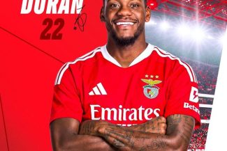 La 22 de ani, atacantul Jhon Duran va juca la Benfica, al şaptelea club al carierei sale