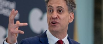 Noul şef al diplomaţiei de la Londra a spus cândva despre Trump că este „idiot”. Ce crede ambasadorul SUA