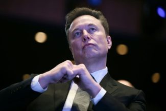 Elon Musk pregăteşte un nou val de finanţări în vederea alegerilor de la jumătate de mandat, dezvăluie Axios