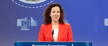Roxana Mînzatu: Deschidem stagiile de practică Bluebook pentru absolvenţii de învăţământ profesional şi tehnic / Înscrierile încep în 22 iulie / Stagii plătite de 5 luni la Comisie sau instituţii ale acesteia