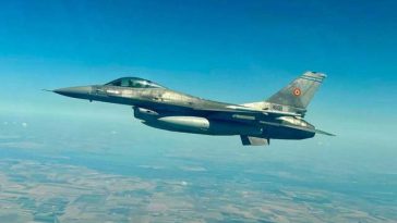 Baza 86 Aeriană Borcea: Speculaţiile privind identitatea unor piloţi de-ai noştri de pe aeronave F-16 sunt complet false / Discreţia asupra identităţii piloţilor noştri este o necesitate bazată pe reguli de securitate operaţională