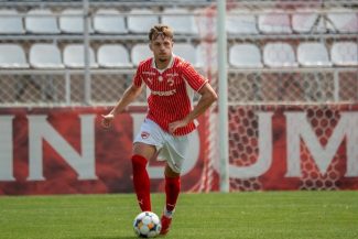 FC Dinamo anunţă despărţirea de trei jucători