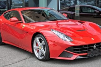 Ferrari a lansat un model exclusiv cu motor V12 şi cutie manuală, dedicat pasionaţilor de automobile clasice