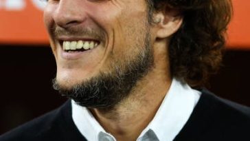 Surpriză în Uruguay. Diego Forlan a fost numit în funcţia de selecţioner