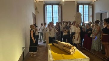 Mircea Cantor a inaugurat expoziţia „Constelaţii ale Antichităţii” la Muzeul Palazzo Altemps din Roma – FOTO