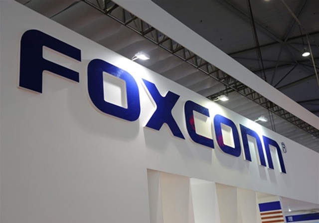 Foxconn îşi majorează veniturile cu aproape 40% datorită boomului AI, dar avertizează asupra riscurilor geopolitice