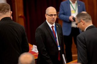 Atacat de noul guvern al lui Péter Magyar, procurorul general al Ungariei şi-a anunţat demisia