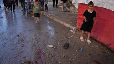 Lovituri israeliene în Gaza: Cel puţin opt persoane au fost ucise în timpul unei înmormântări