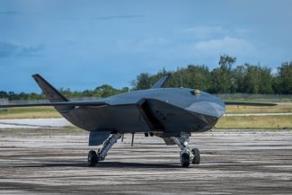 Companiile aerospaţiale accelerează cursa pentru dezvoltarea avioanelor de luptă autonome fără pilot, o piaţă militară de miliarde de dolari