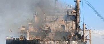 O navă s-a scufundat în Marea Neagră, la o săptămână după ce a fost lovită de tirurile Rusiei