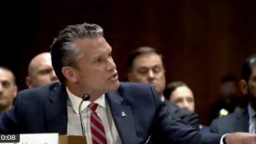 China şi Rusia sprijină amândouă Iranul în război, afirmă Hegseth într-o audiere în Congres alături de preşedintele Statului Major Interarme, generalul Dan Caine. Momentele tensionate nu au lipsit