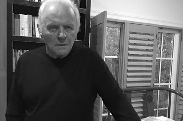 Niciodată nu e prea târziu să-ţi urmezi visul. La 88 de ani, Anthony Hopkins începe cariera de compozitor odată cu lansarea primului său single