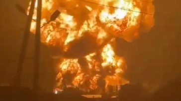 Dronele ucrainene au atacat o bază petrolieră din Stavropol, unde a izbucnit un incendiu. Şi regiunea Moscova, inclusiv capitala, a fost vizată de drone