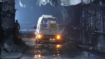 Cel puţin nouă morţi şi 15 dispăruţi în nordul Indiei, în urma surpării unui tunel în construcţie, într-un proiect al unui baraj hidroelectric, cauzată de o explozie