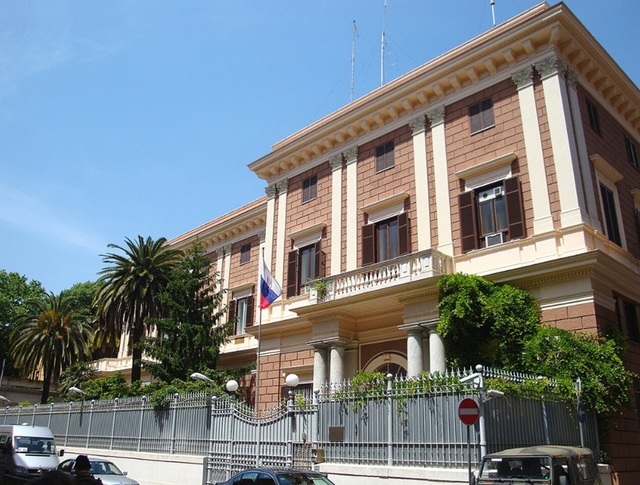 Doi agenţi ai spionajului rus, ataşaţi militari, expulzaţi de Italia, la două zile după arestarea a doi foşti spioni italieni acuzaţi de colaborare cu Mocova. Ruşii au colectat date despre SAMP/T şi Aster şi s-au interesat de Misiunea NATO în Bulgaria