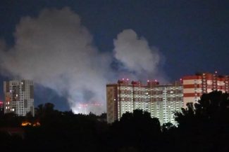 Rusia a atacat Kievul cu rachetă balistică: are loc un incendiu în două districte / A fost anunţată o alertă de raid aerian