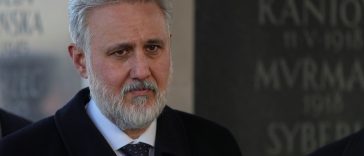 Marius Lazurca: Preşedintele ne-a trimis, pe mine şi pe şeful Apărării din România, la Washington DC pentru a ne întâlni cu administraţia Trump şi cu liderii Congresului, pentru discuţii privind consolidarea securităţii la Mărea Neagră
