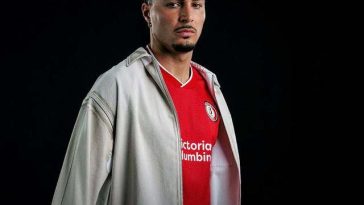 Fundaşul Lisav Eissat a semnat cu Bristol City