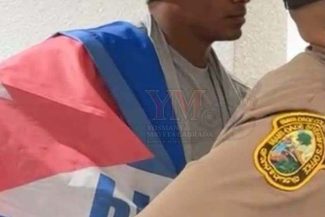 După 5 ani de închisoare, artistul disident Luis Manuel Otero Alcantara a părăsit Cuba şi a ajuns la Miami