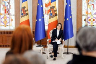 Maia Sandu începe consultările pentru desemnarea unui nou prim-ministru. Opoziţia refuză invitaţia