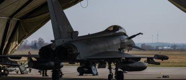 Europenii reuşesc să acopere majoritatea lacunelor lăsate de SUA în planurile de apărare ale NATO, dă asigurări comandantul suprem Alexus Grynkewich. NATO va discuta aceste schimbări la summitul de la Ankara