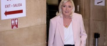 Toţi condamnaţii în apel în dosarul asistenţilor europarlamentarilor extremei drepte franceze, inclusiv Marine Le Pen, au făcut recurs la Curtea de Casaţie