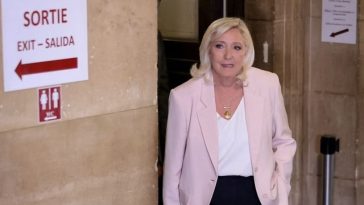 Toţi condamnaţii în apel în dosarul asistenţilor europarlamentarilor extremei drepte franceze, inclusiv Marine Le Pen, au făcut recurs la Curtea de Casaţie