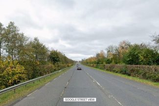 O bombă „extrem de puternică” a fost găsită într-un autoturism care se îndrepta spre Irlanda de Nord, anunţă poliţia irlandeză. Maşina era condusă de o tânără, iar mecanismul exploziv urma să fie folosit într-un atentat