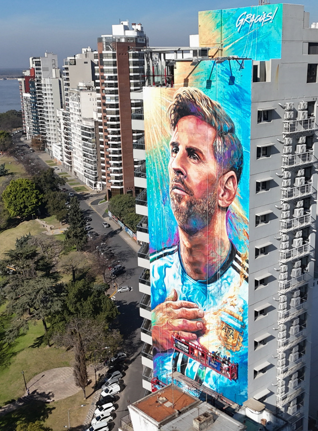 Argentina: O pictură murală cu Lionel Messi, restaurată la Rosario – VIDEO