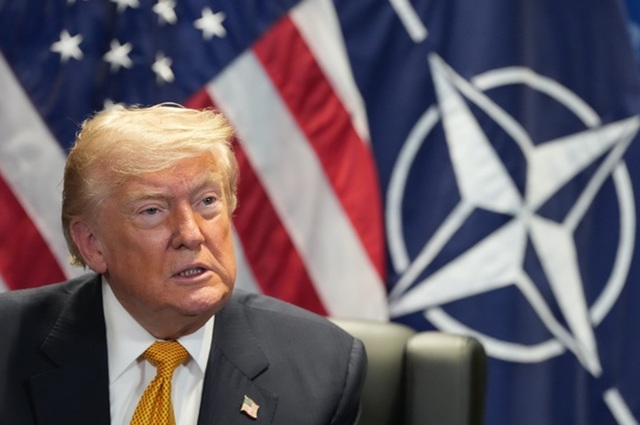 Donald Trump, iritat de Spania, o ”cauză pierdută”, anunţă înaintea deschiderii summitului NATO de la Ankara o încetare a ”oricărui schimb comercial” cu Madridul