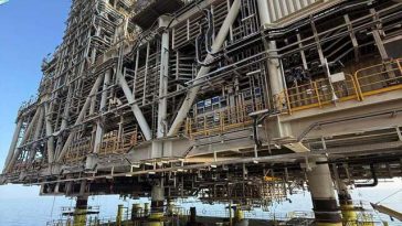 Bogdan Ivan: Neptun Deep nu mai este un proiect pe hârtie. Platforma de producţie „Neptun Alpha” a fost instalată în Marea Neagră, conducta de 160 de kilometri până la ţărm este finalizată, iar şase dintre cele zece sonde de producţie sunt deja realizate
