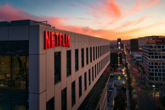 Netflix vrea să adauge canale live