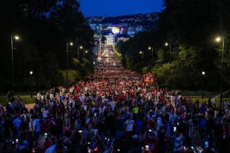 „Norvegia poate câştiga Cupa Mondială la fotbal!”, se entuziasmează presa norvegiană după victoria împotriva Braziliei / Scene de euforie la Oslo – VIDEO