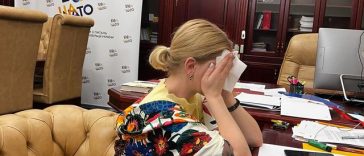 POLITICO: O anchetă de corupţie a declanşat remanierea surprinzătoare a cabinetului ucrainean decisă de Zelenski