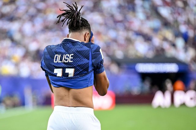 Cupa Mondială 2026. Michael Olise l-a cucerit şi pe Michel Platini: “Un număr 10 ca pe vremuri”