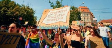 ACCEPT – Primăria Oradea invocă „bunele moravuri” pentru a interzice, pentru al patrulea an consecutiv, Marşul Oradea PRIDE