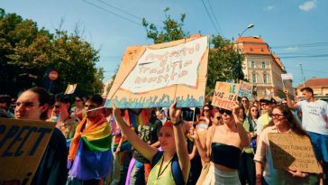 ACCEPT – Primăria Oradea invocă „bunele moravuri” pentru a interzice, pentru al patrulea an consecutiv, Marşul Oradea PRIDE