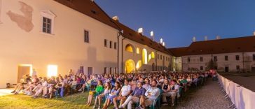 Trei zile de cinema în Cetate – „Pionul lui Lenin”, „Jurnalul unei cameriste”, „De capul nostru”, „3 zile în septembrie”, în programul Alba Iulia Music & Film Festival
