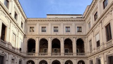 Mircea Cantor expune la Palazzo Altemps din Roma