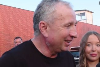 Superliga: Dan Petrescu a revenit pe stadion – Cu drag mă voi întoarce când voi putea şi voi fi 100%