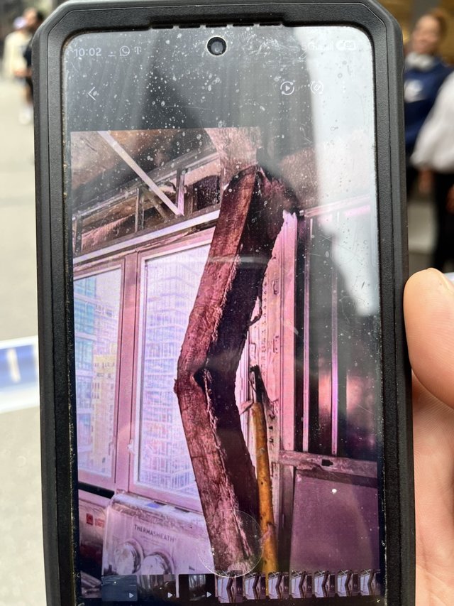 Pilonii unui zgârie-nori din Manhattan s-au deformat, determinând evacuări. Clădirea de birouri din anii 1970,  fostul sediu global al Pfizer, era în curs de transformare în apartamente de lux – VIDEO