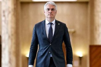 Dragoş Pîslaru: O veste bună de la Bruxelles: Comisia Europeană tocmai a aprobat astăzi propunerea de renegociere a PNRR. Apel către PSD: Nu puneţi viitorul României în pericol, pentru agenda voastră politică măruntă! Nu mai sabotaţi România!