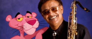 Saxofonistul Plas Johnson, celebrul interpret al temei muzicale din ”Pantera roz”, a murit la vârsta de 94 de ani