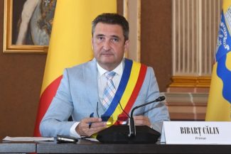 Primarul din Arad anunţă că a obţinut finanţarea necesară pentru îngrijirea celor 38 de persoane relocate din azilele ilegale din judeţul Bihor şi cere modificarea cadrului legislativ