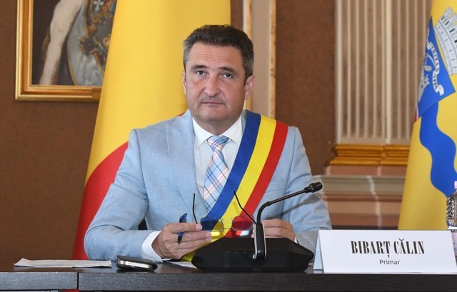 Primarul din Arad anunţă că a obţinut finanţarea necesară pentru îngrijirea celor 38 de persoane relocate din azilele ilegale din judeţul Bihor şi cere modificarea cadrului legislativ